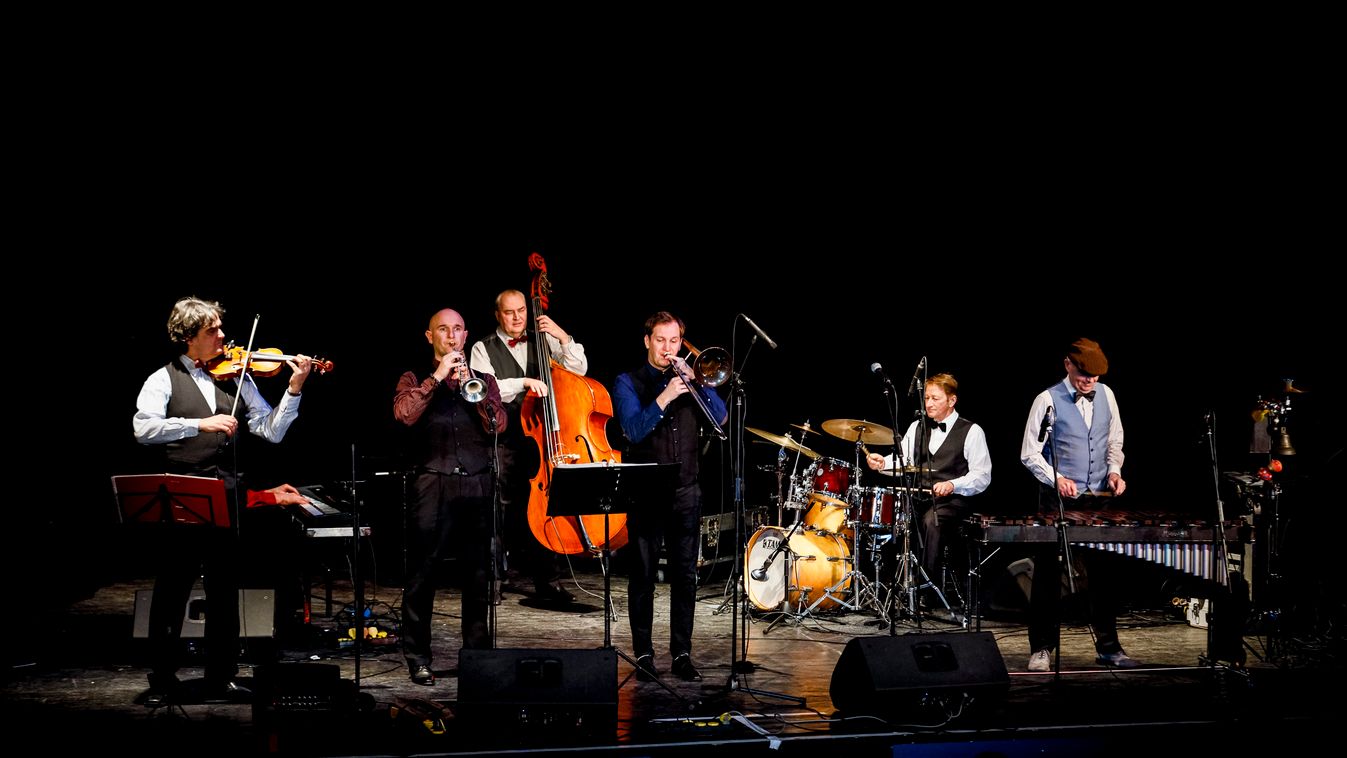 A Budapest Ragtime Band adott újévi koncertet Jászberényben
