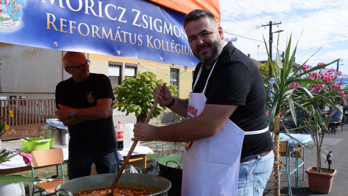 Kivilágos kivirradatig fesztiválozott Kisújszállás