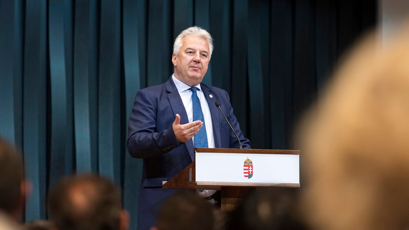 Semjén Zsolt: pótolhatatlan a karitatív szervezetek tevékenysége
