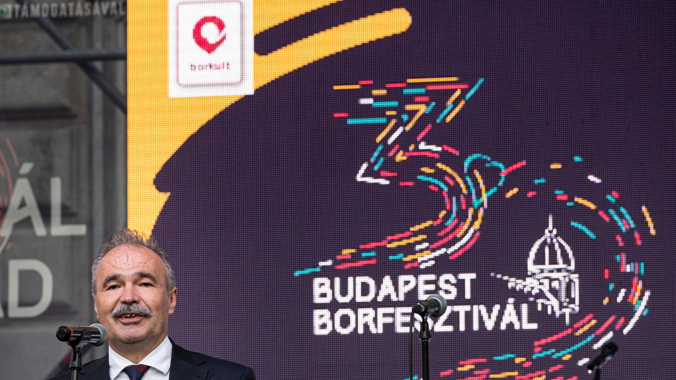 A kormány borpromóciós programmal segíti a magyar borok megismertetését