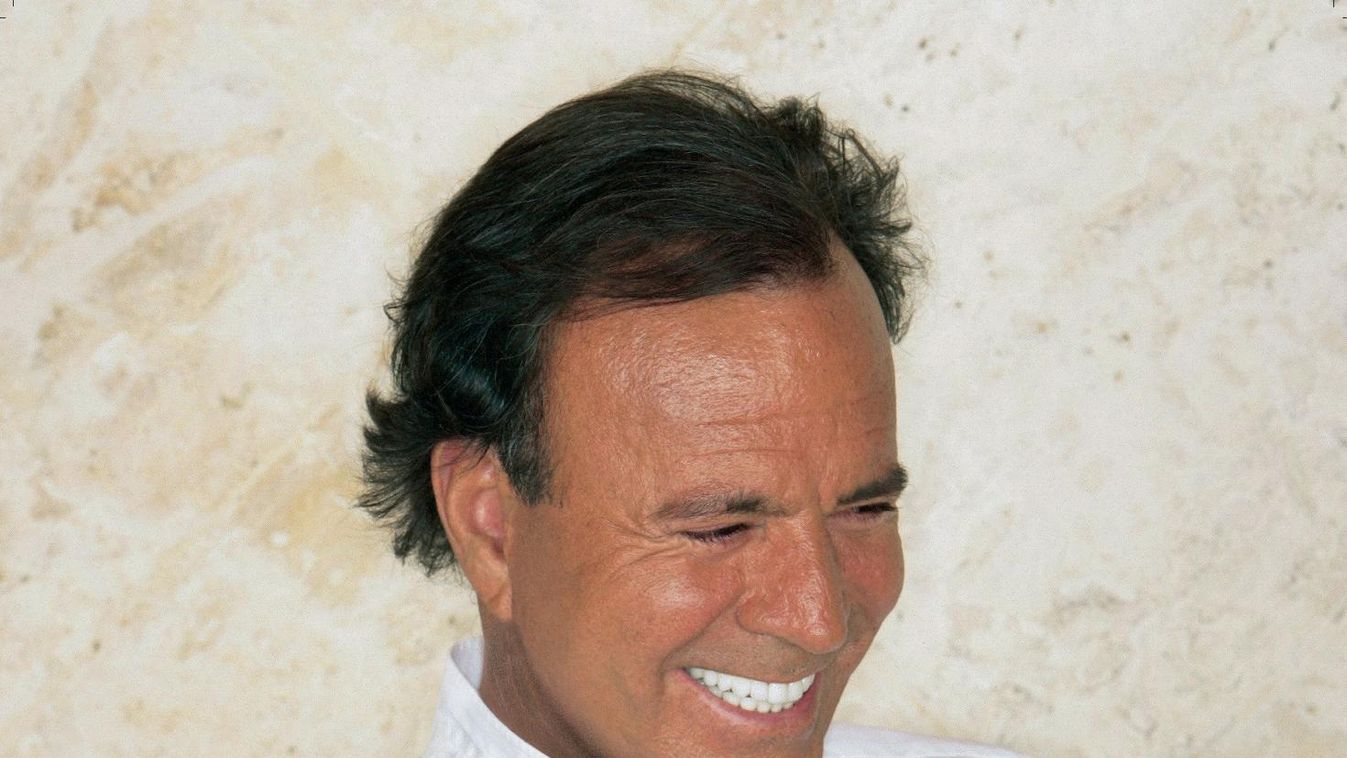 Apasági keresetet nyújtottak be Julio Iglesias ellen