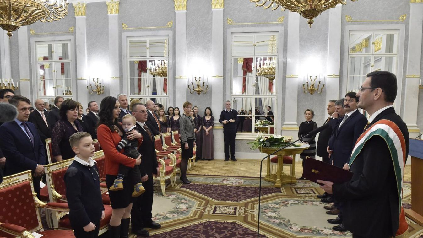 Esküt tett az egymilliomodikként honosított külhoni magyar