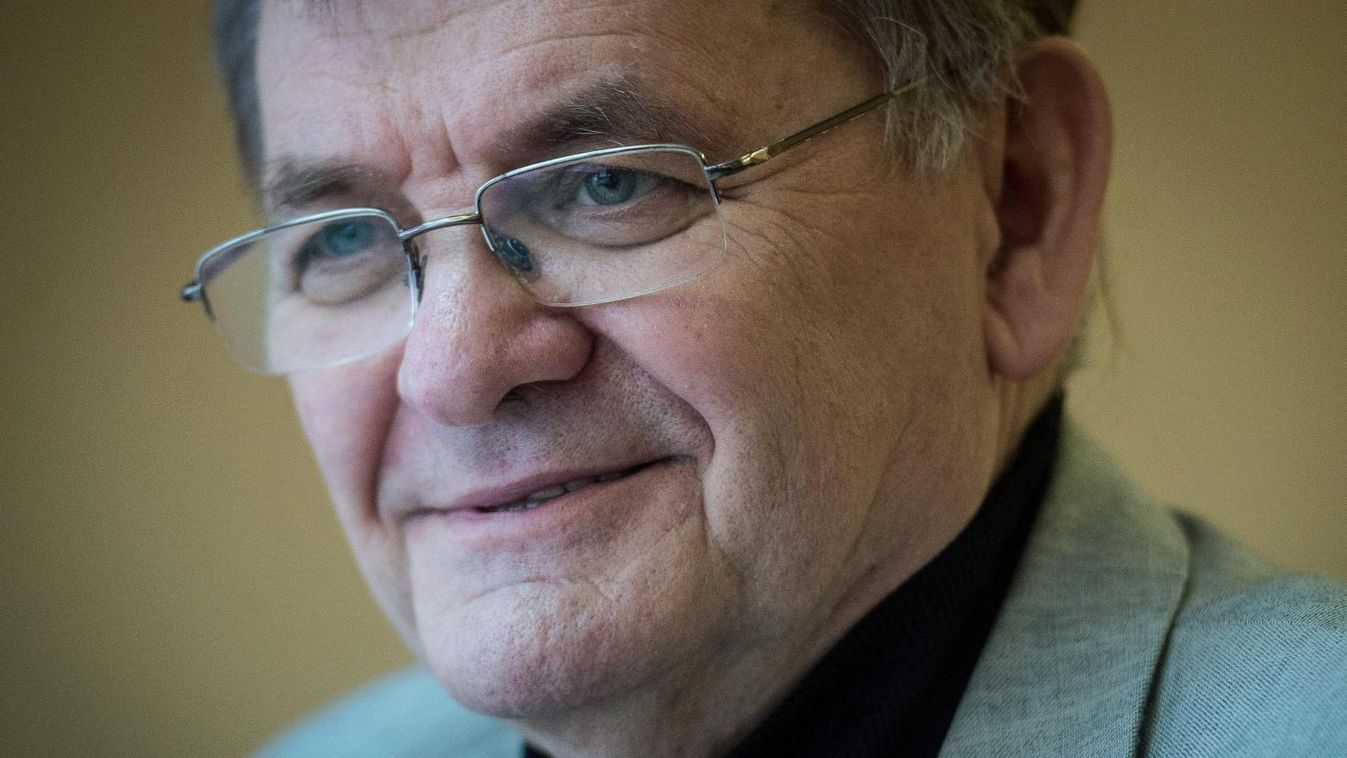 Letették az NMI Művelődési Intézet épületének alapkövét Lakiteleken