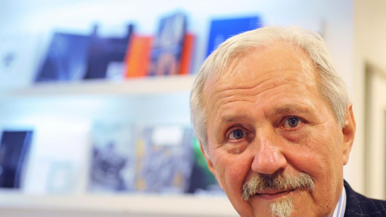 Elhunyt Papp Tibor író, költő, tipográfus