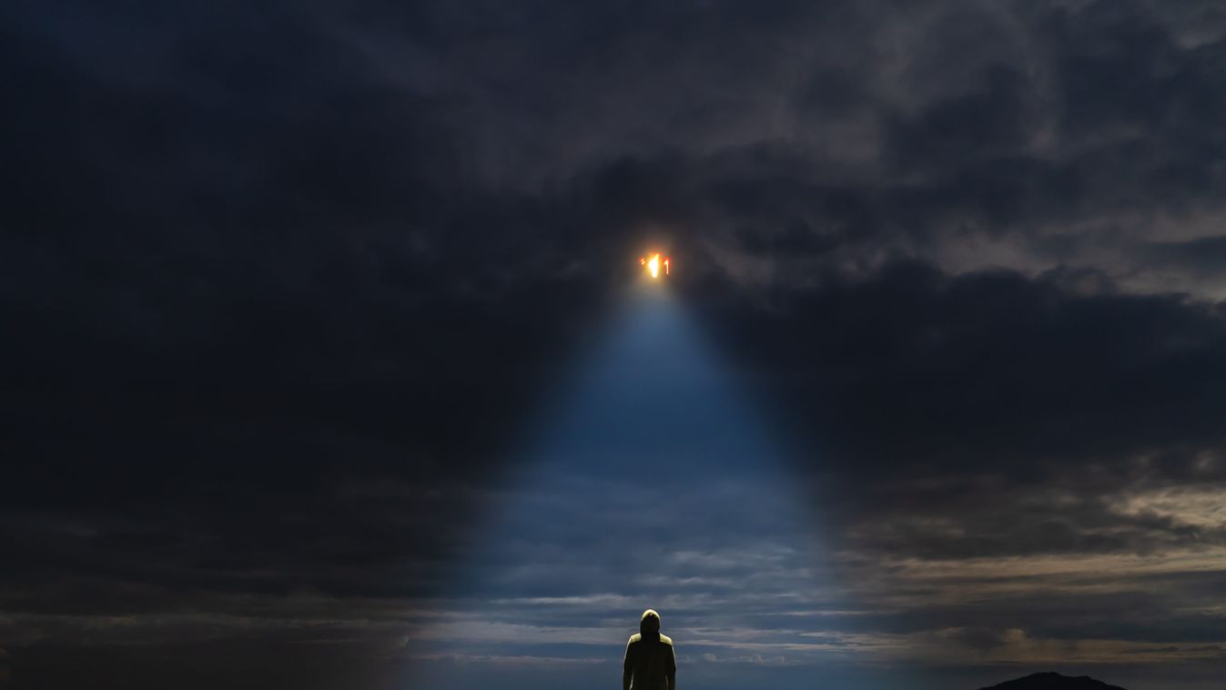 És vajon az UFO-k már hazamentek?