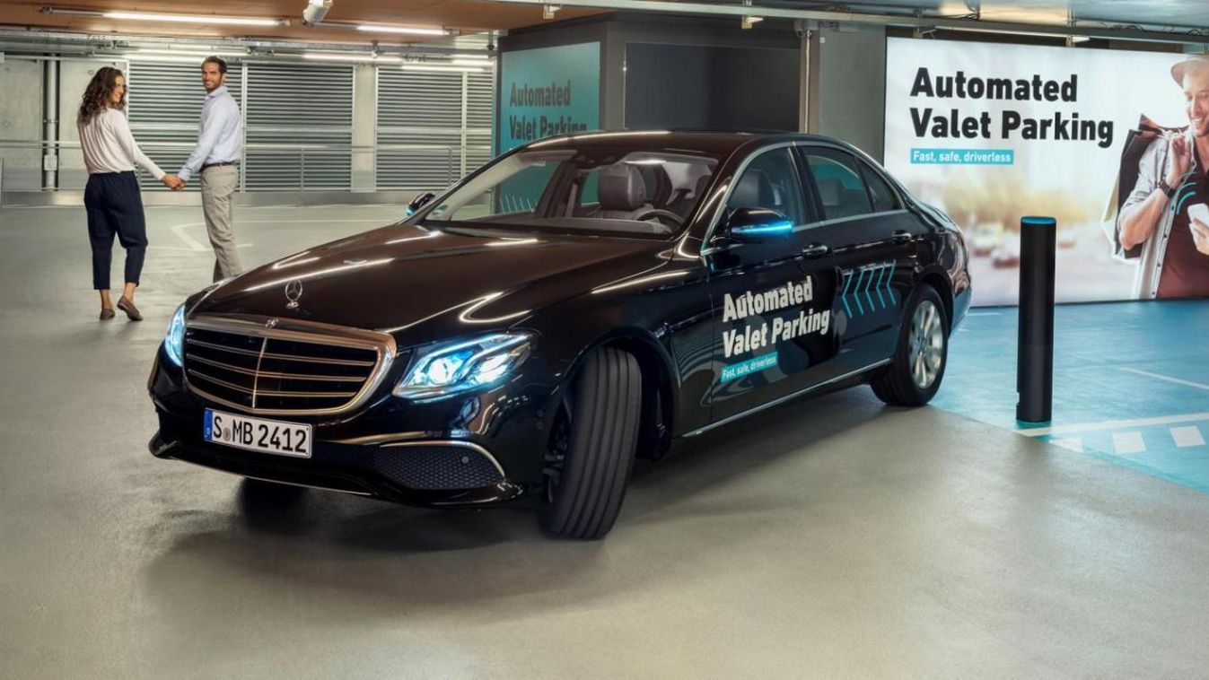 Világelsőként parkolhat vezető nélkül a Bosch és a Daimler (videó)