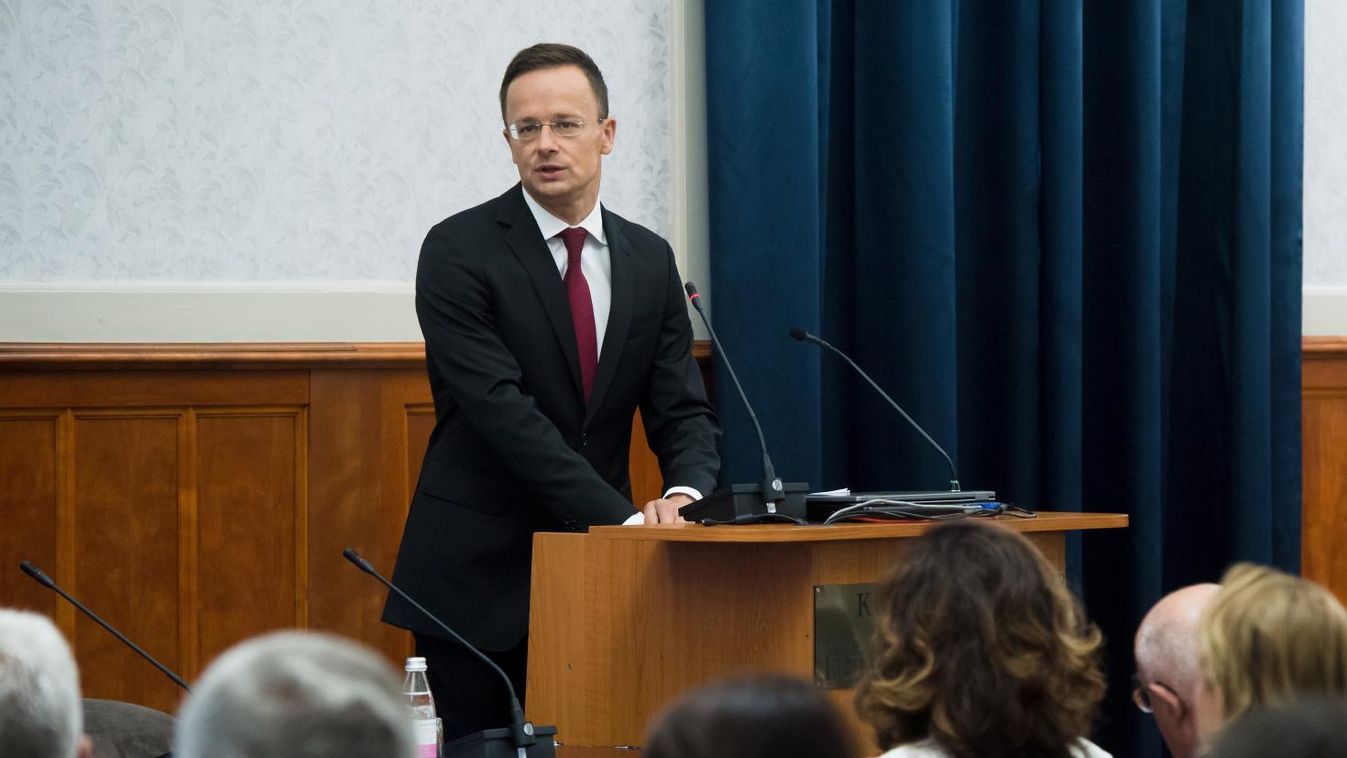 Szijjártó: Magyarország érdeke vezérli a külpolitikát