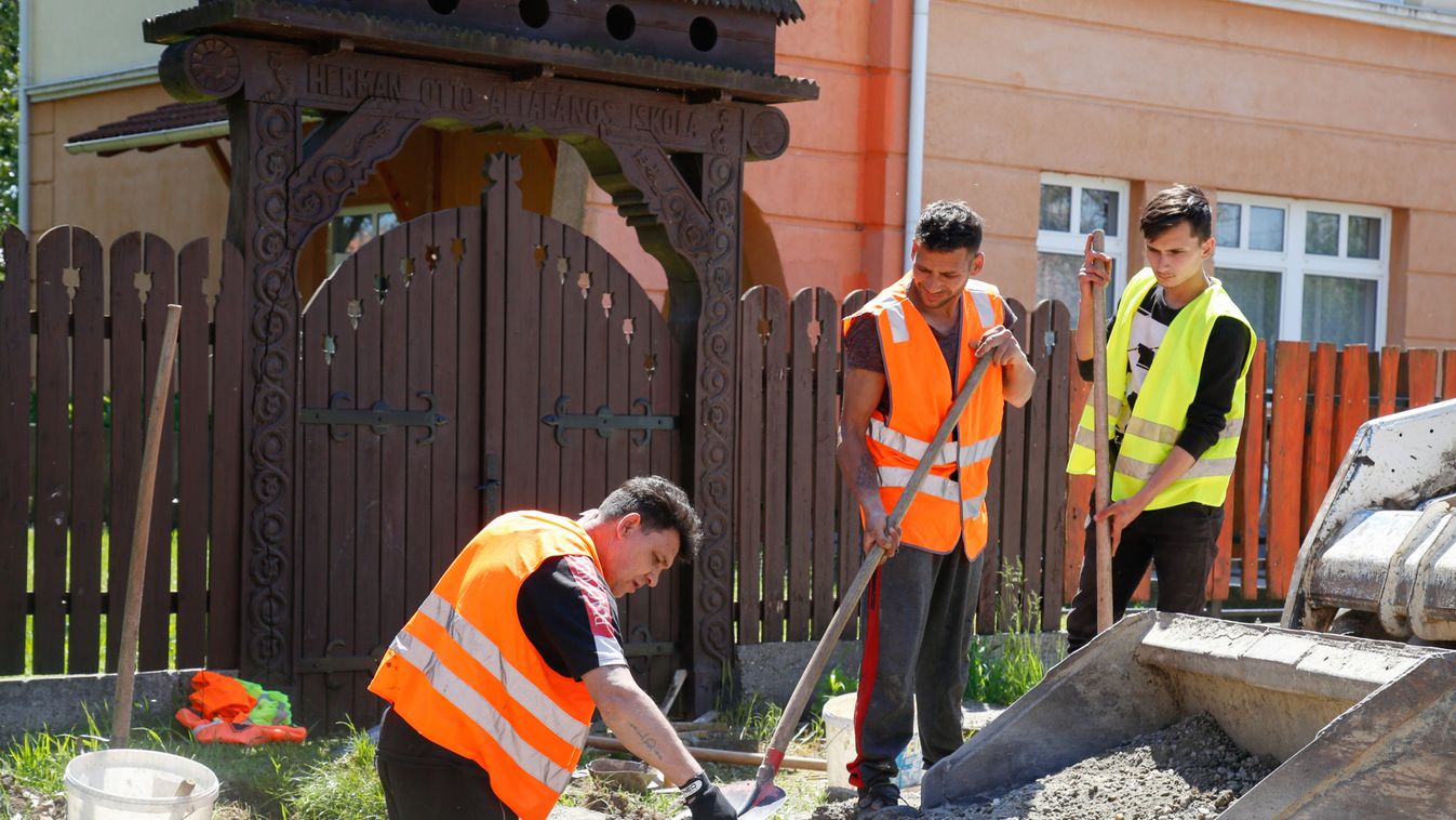 Jól haladnak a munkálatok Rákócziújfaluban