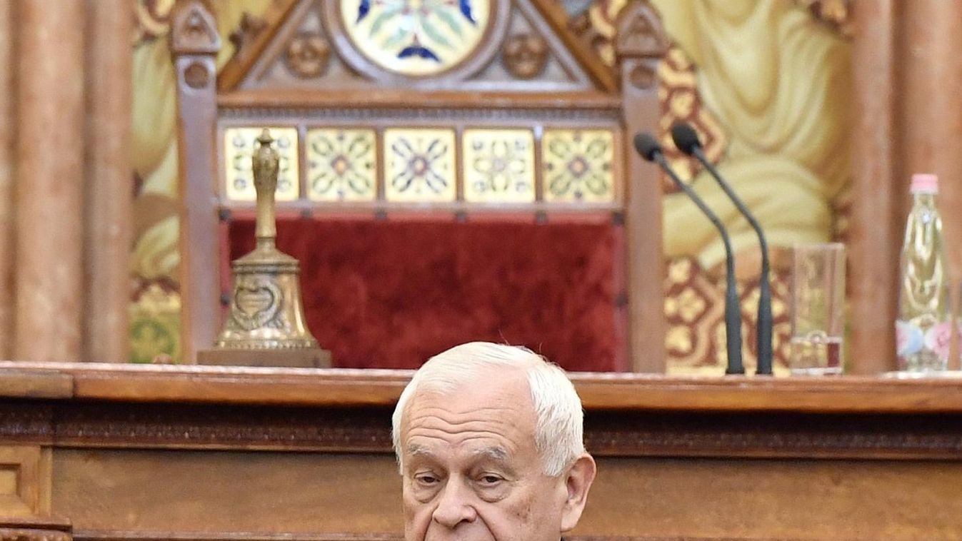 Harrach Péter: elkészültek a családi csődvédelemről szóló javaslatok
