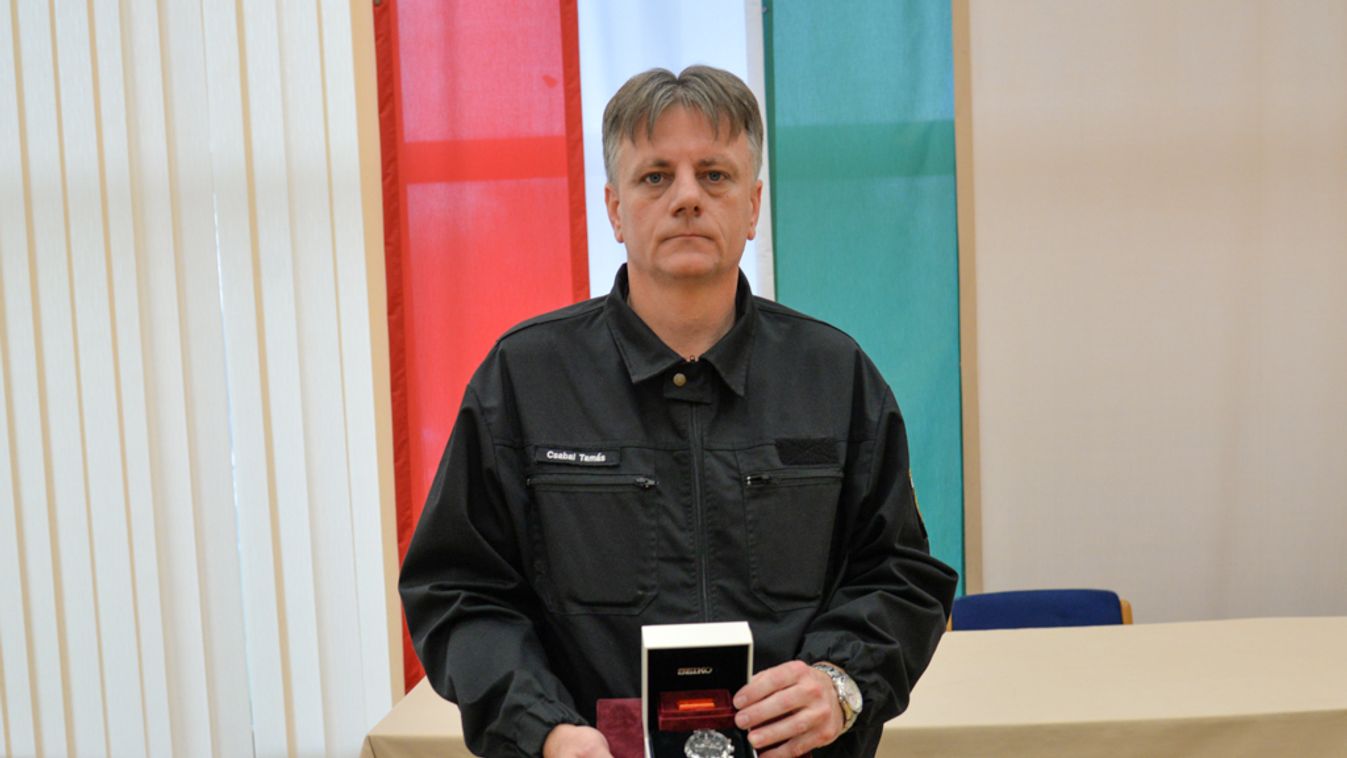 Hősiességéért kitüntettek egy jászalsószentgyörgyi tűzoltót