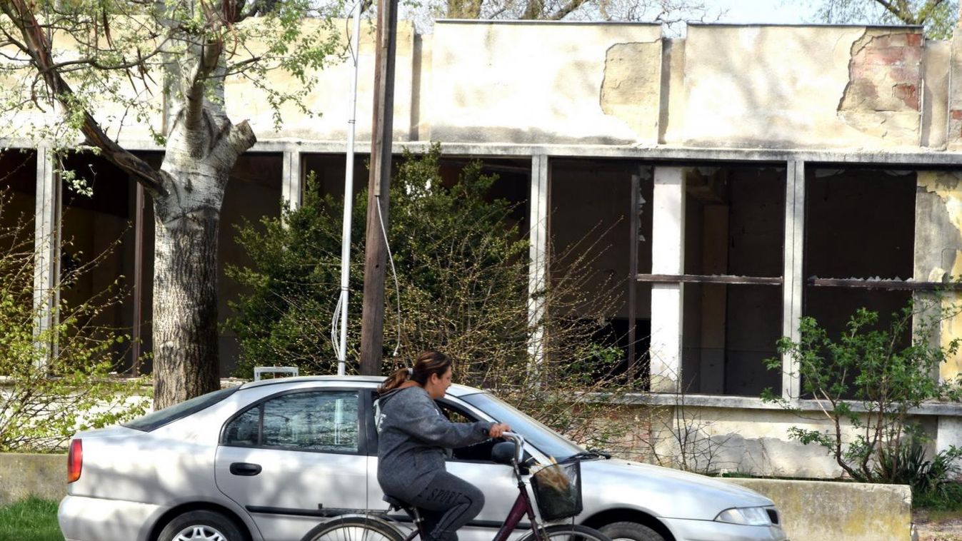 Már nem tartozik egyik szolgáltatónak sem Tiszabő