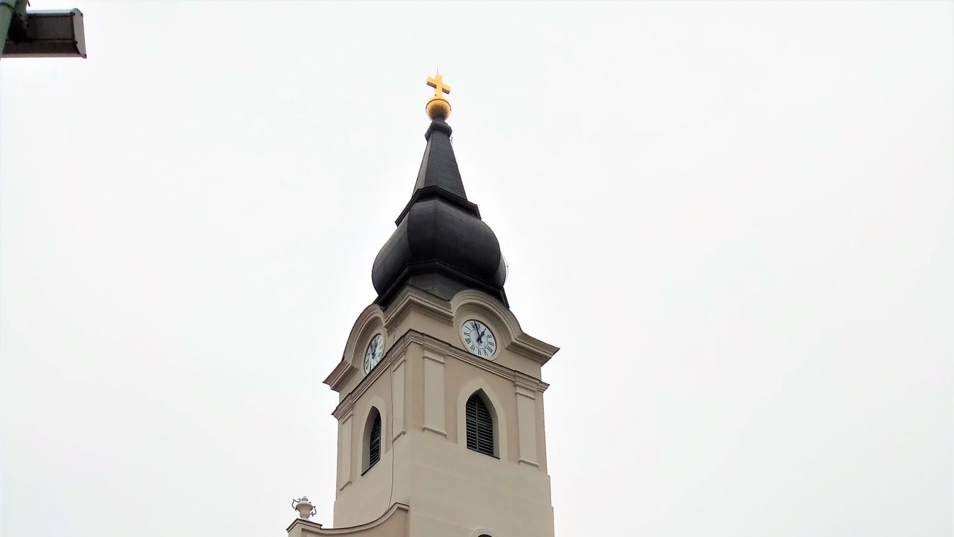 Hőstettnek állítanak emléket
