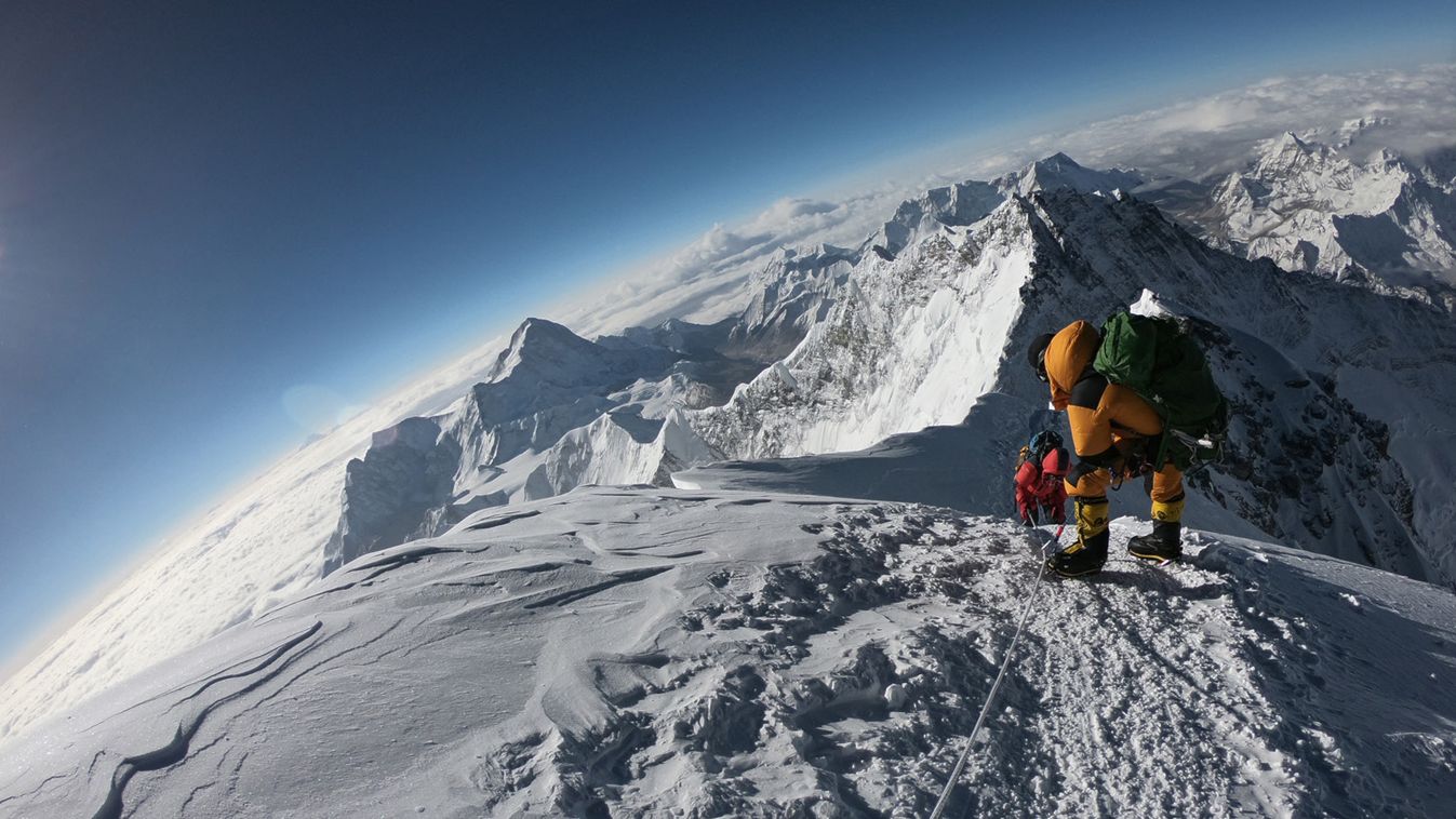Csalás miatt eltiltottak két indiai alpinistát a hegymászástól Nepálban