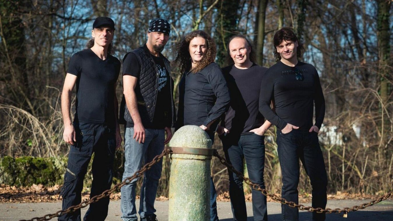 Hozzánk is eljut az újjáalakuló Rhapsody
