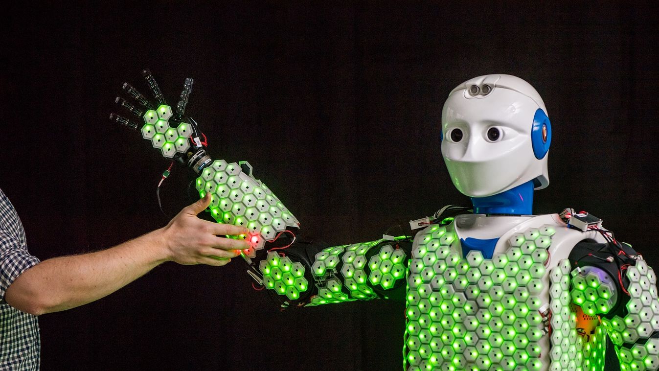 Elsőként kapott bőrt egy emberméretű robot (videó)