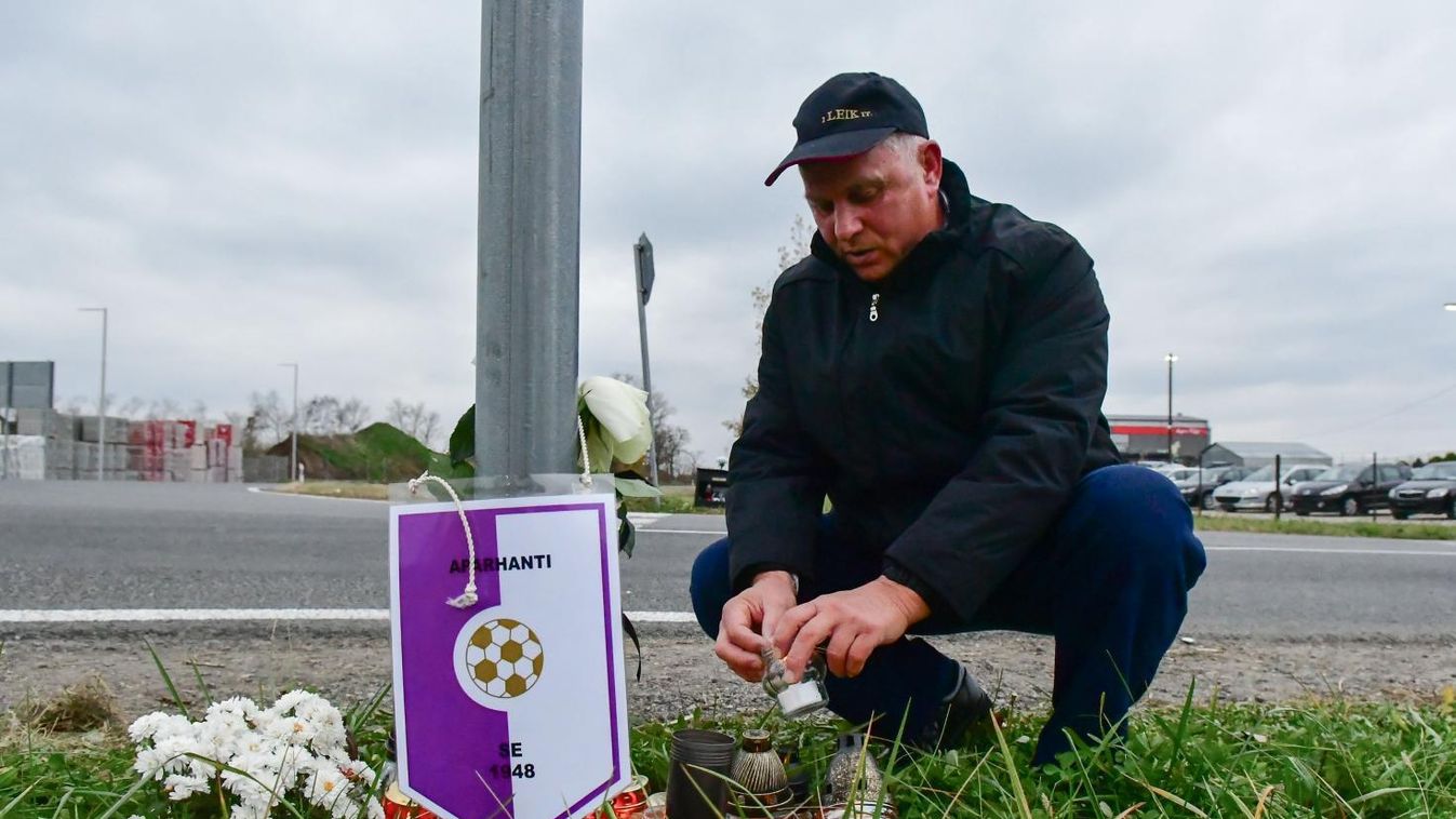 Megható búcsút vettek csapattársai az elhunyt Tolna megyei focistától