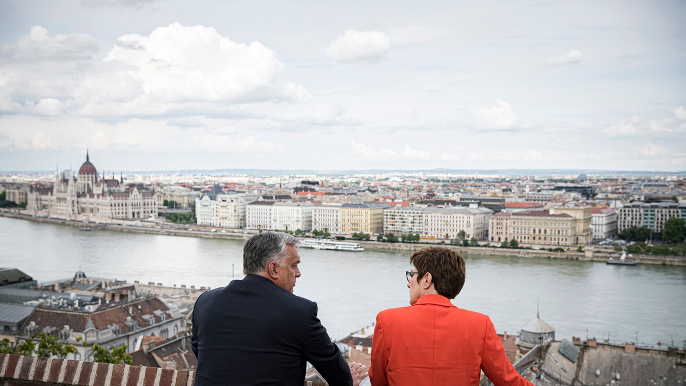 Orbán Viktor fogadta Annegret Kramp-Karrenbauert