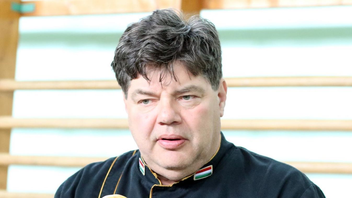 Gyerekeknek tartott bemutató főzést Buday Péter sztárséf