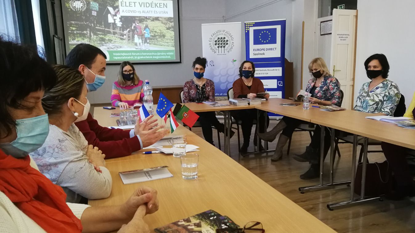 A járvány hatásaival kapcsolatos tapasztalatokat osztották meg Szolnokon
