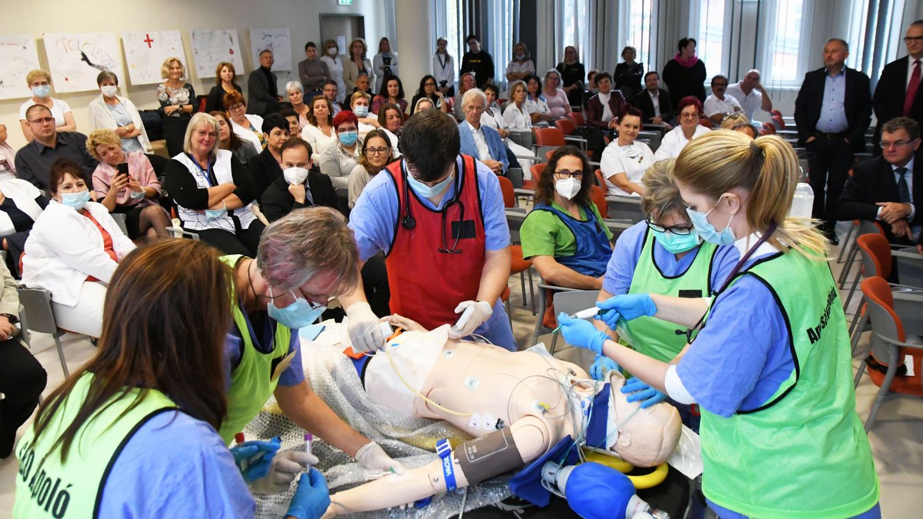Skill-laborral gyarapodott a szolnoki Hetényi kórház