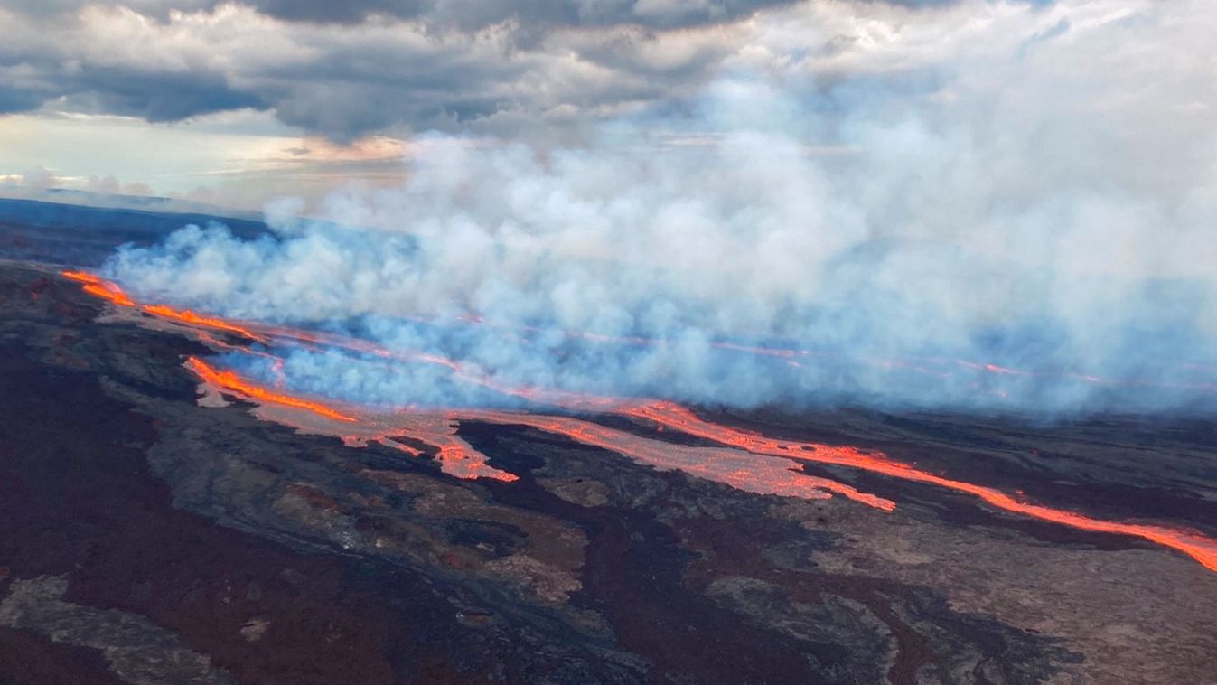 Ismét kitört a világ legnagyobb aktív vulkánja Hawaii szigetén