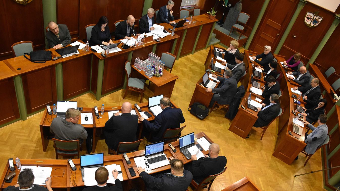 Energiahatékonysági intézkedésekről is döntött a jászberényi képviselő-testület