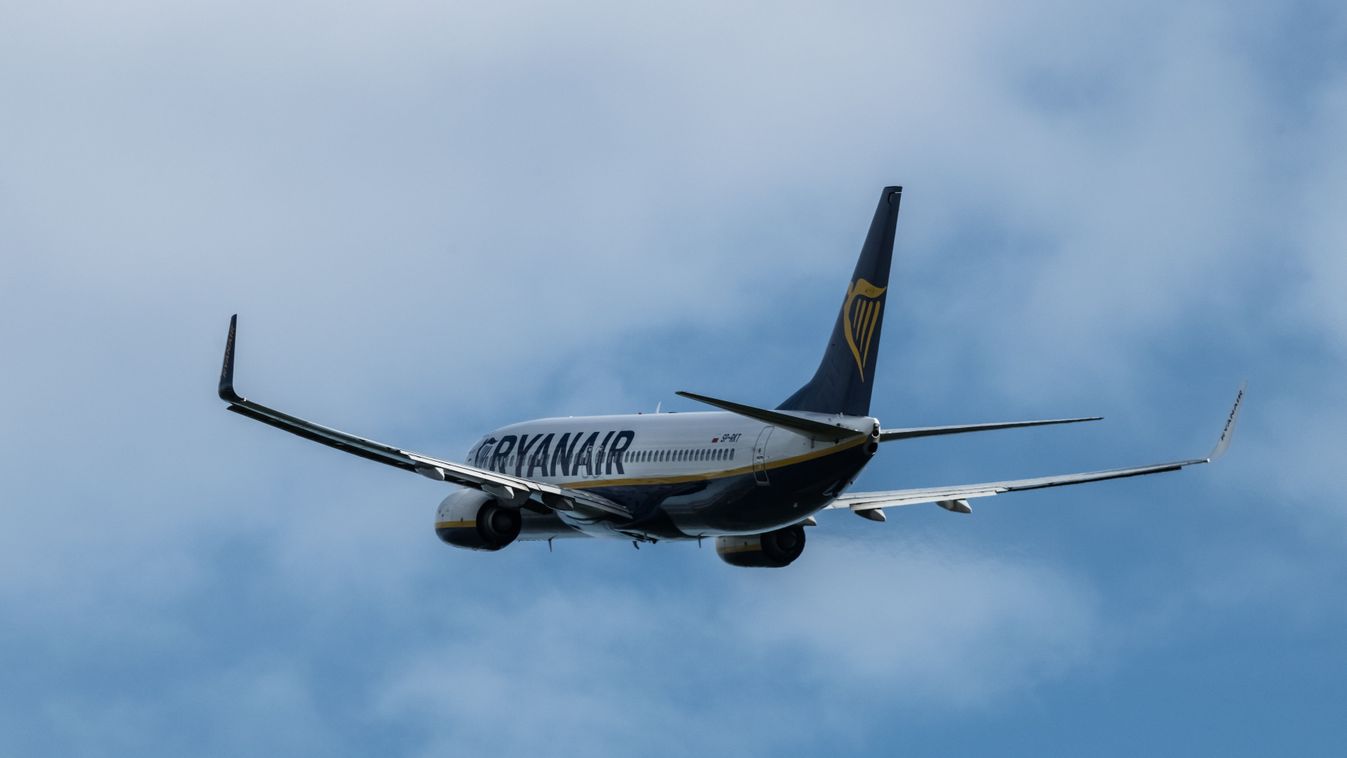 Be kell fizetnie a Ryanair-nek a 300 millió forintos fogyasztóvédelmi bírságot