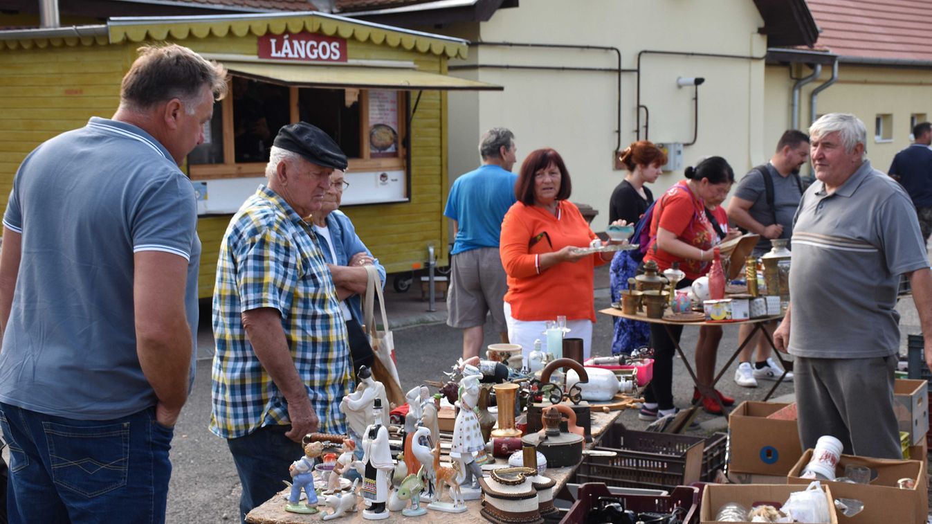 A régiségek kedvelőit várták Jászárokszálláson