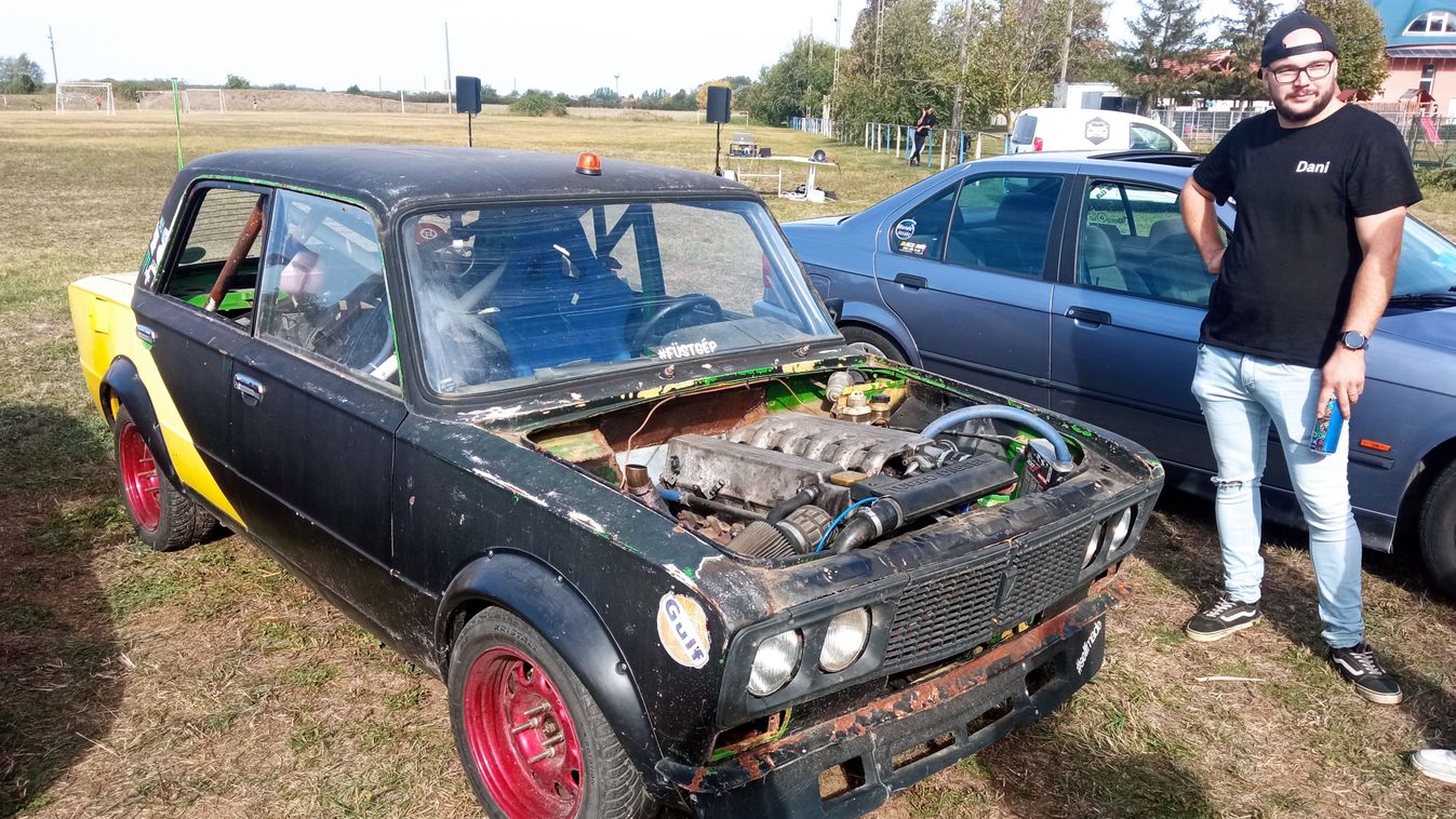 Autóhúzás, motorszépségverseny és hangerőbajnokság is színesítette az első újfalui tuning találkozót