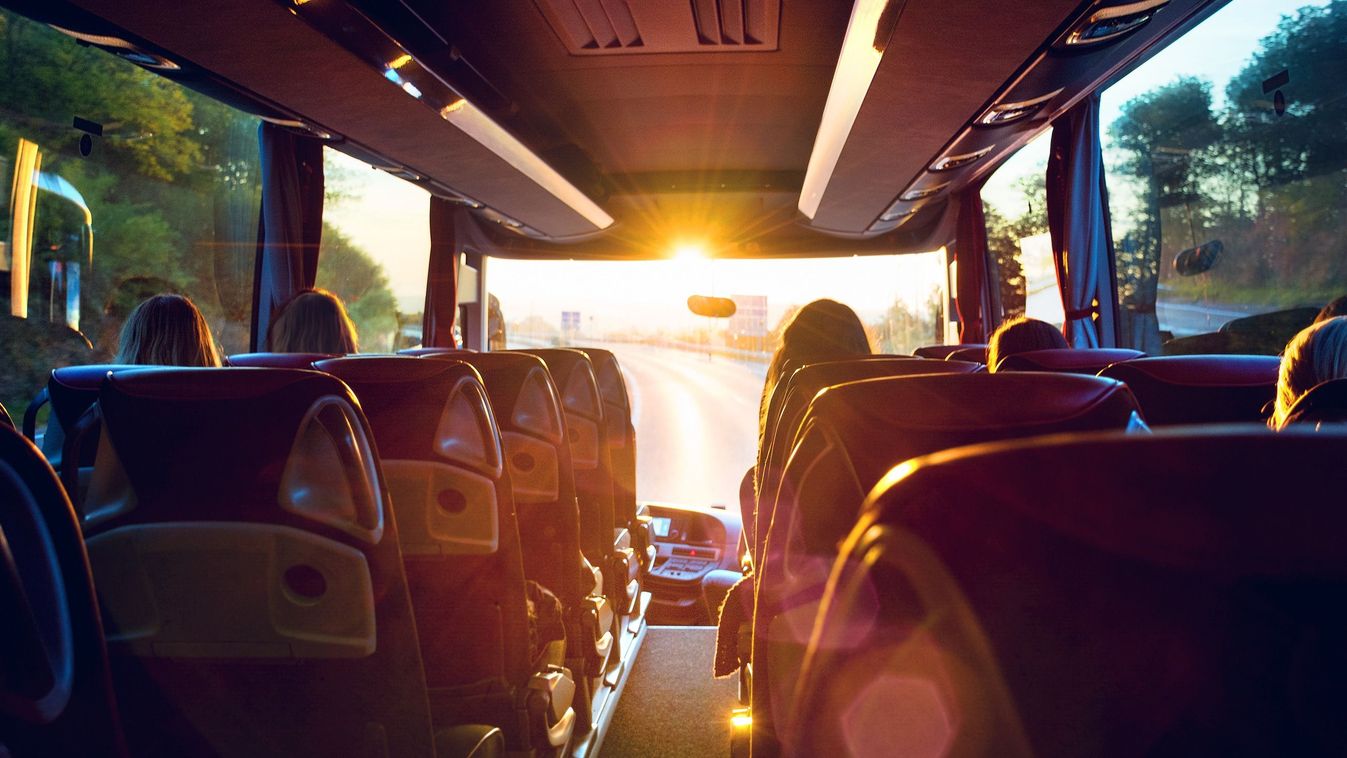Sokat késett a busz, mert egy utas zaklatta az utastársait Rákóczifalván