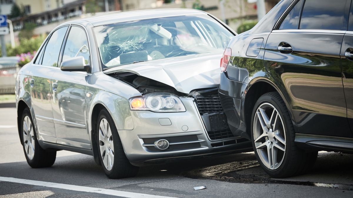 Car,Crash,Accident,On,Street.,Damaged,Automobiles