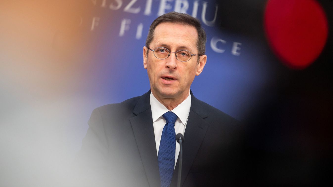 Varga Mihály: 2024-ben erősítjük a tavaly megindult gazdasági növekedést