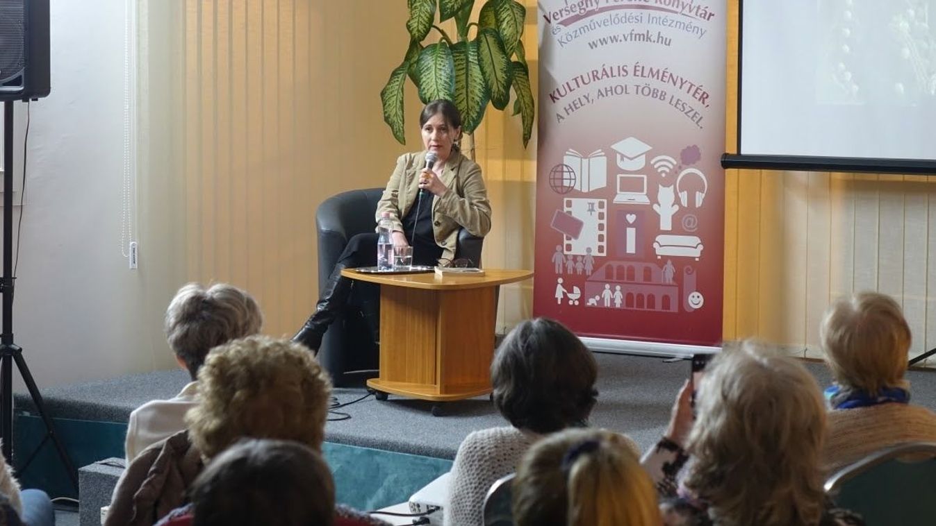 Szolnokon járt az „őrült őrgrófnő”, az Andrássy-leszármazott Pallavicini Zita