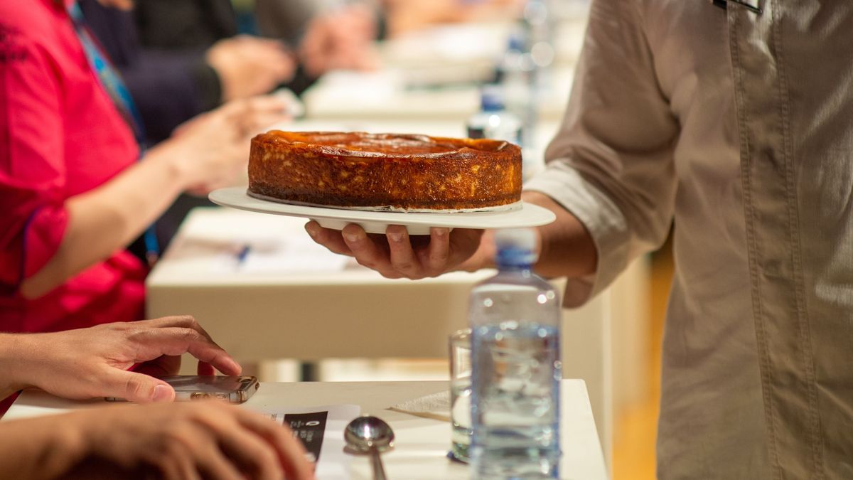 Melyik lesz a legfinomabb? Félszáz torta közül választják ki Jász-Nagykun-Szolnok vármegye tortáját