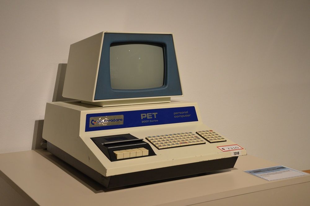 Túrkeve,számítógép,Finta Múzeum