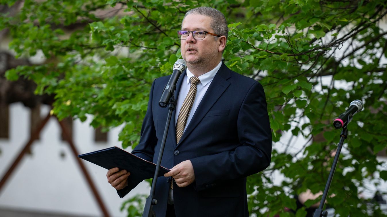 Szentmártoni János: a Csoóri Sándor Program nemzetmegtartó program