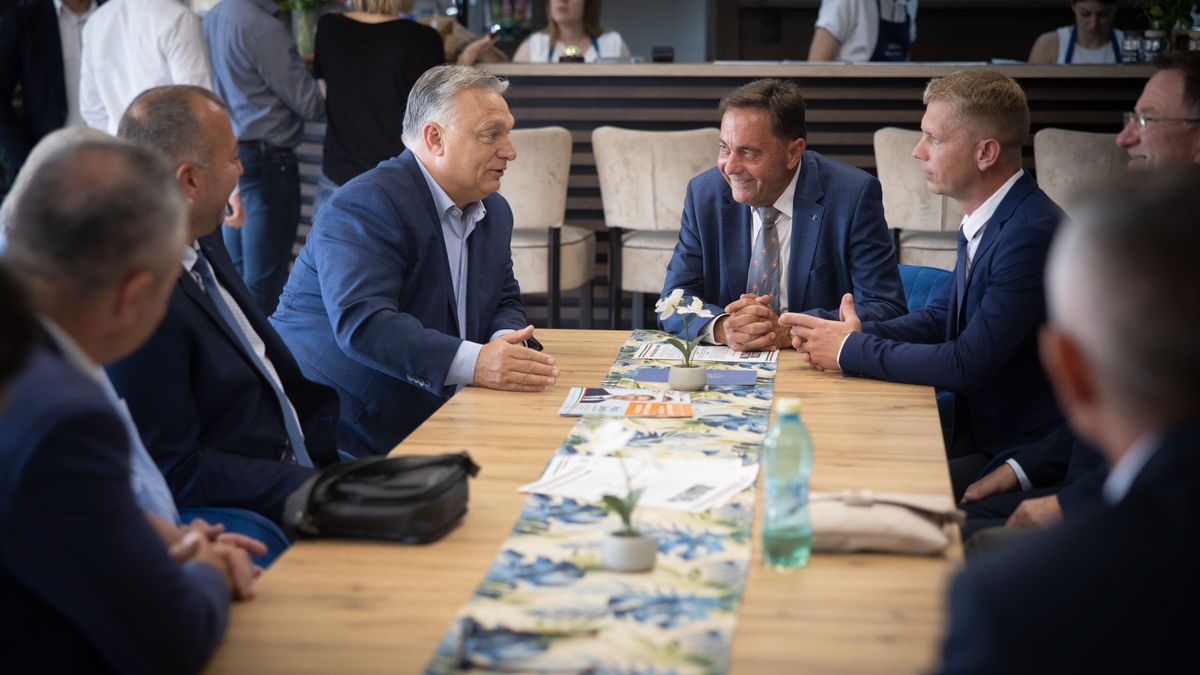 Orbán Viktor, látogatás, kampány, Pócs János, ifj. Pócs János