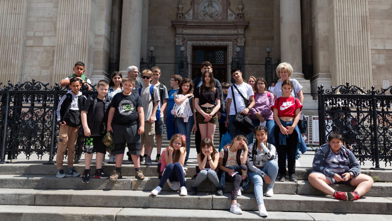 SZOLJON – Budapesten járhattak a kenderesi diákok