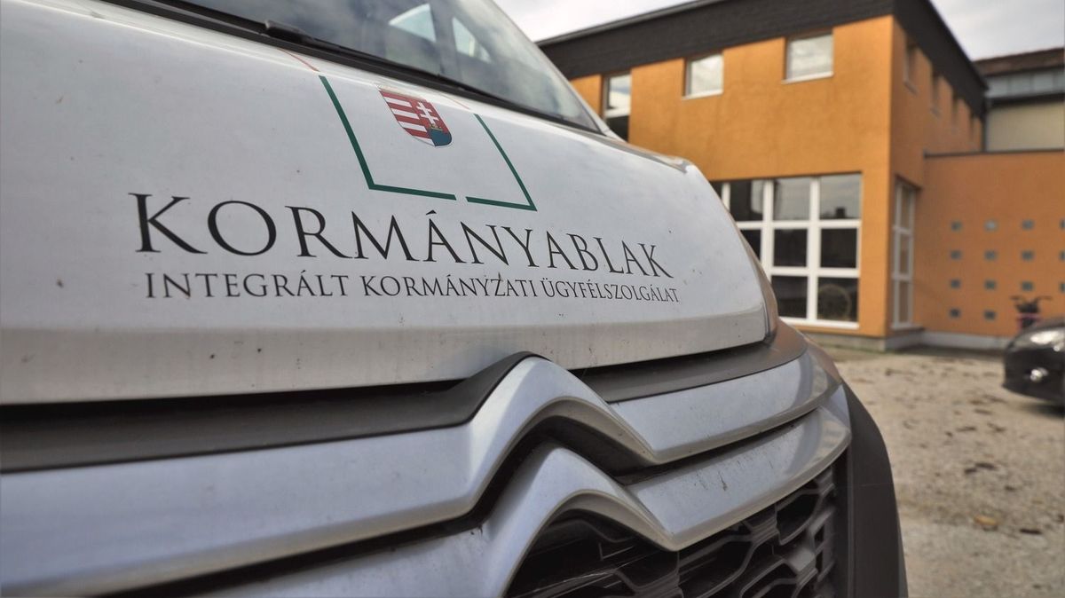 kormányablakbusz