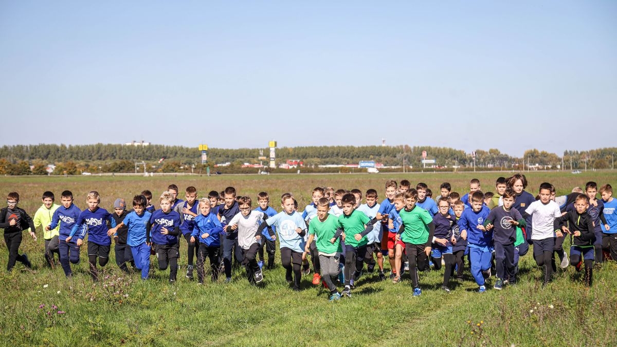 Mezei Cross Futóbajnokság, szolnoki diákolimpia, futás