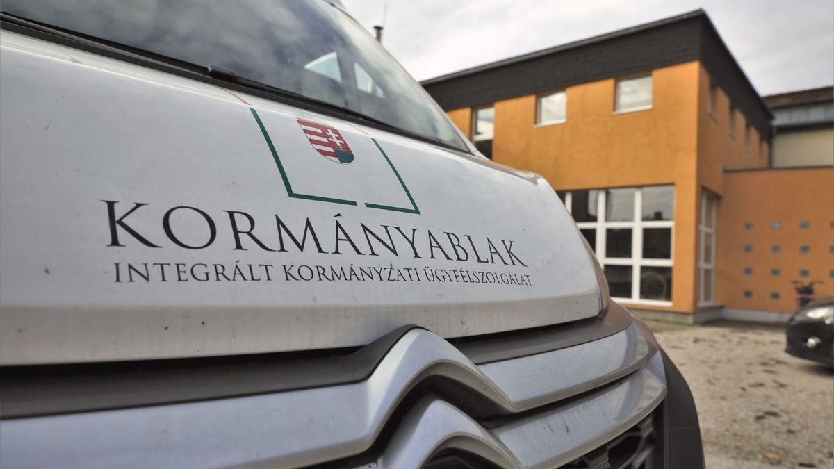 kormányablakbusz