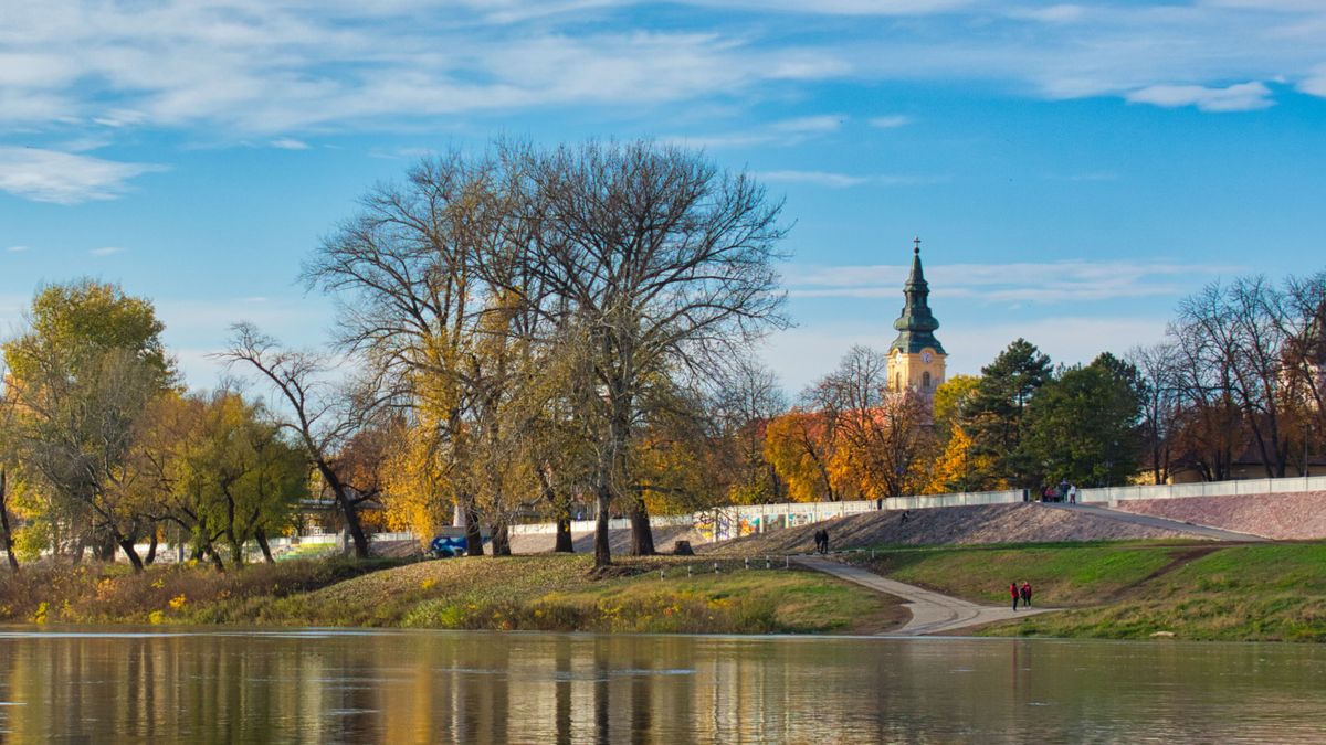 View,Of,Northern,Bank,Of,River,Tisza,At,Szolnok