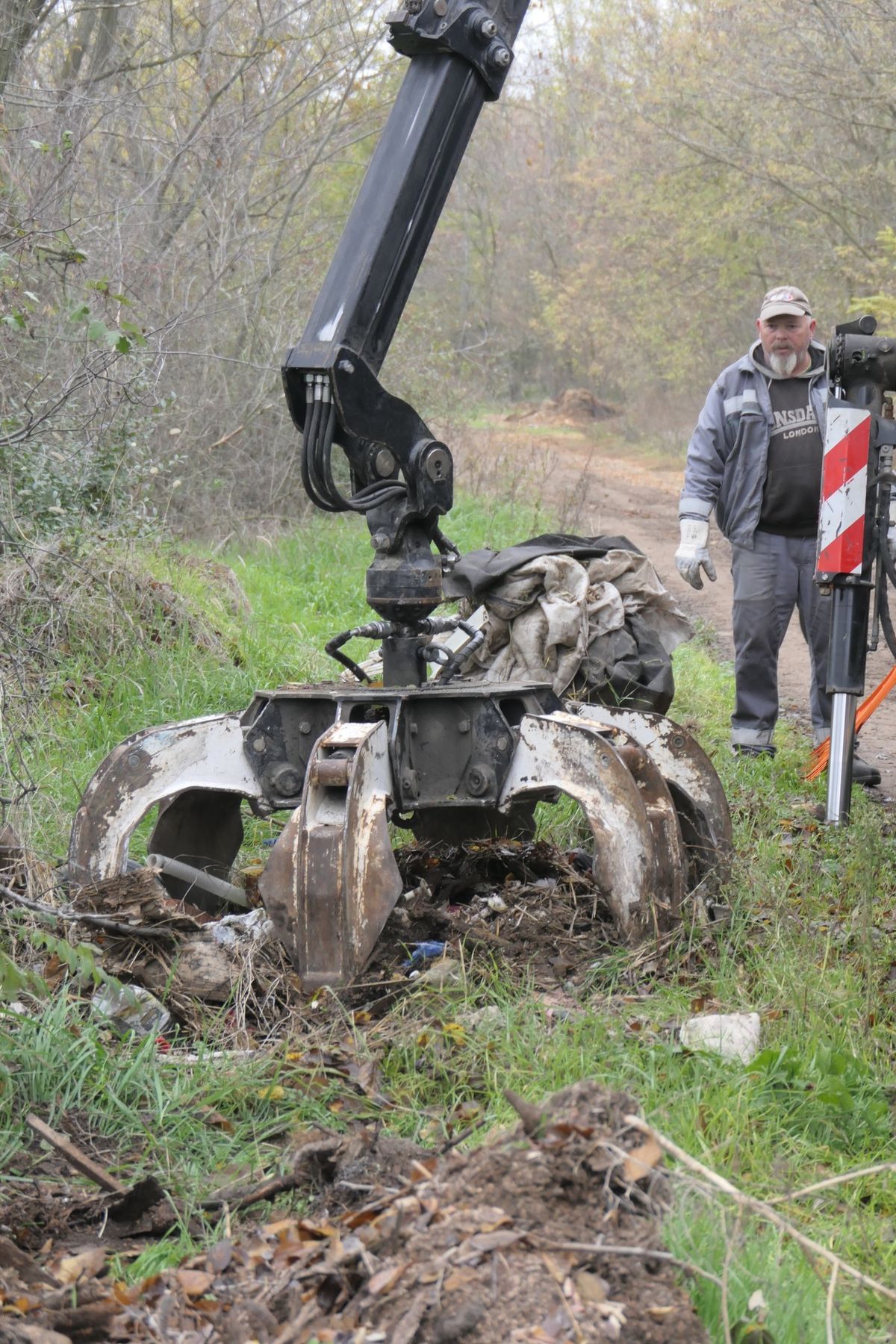 illegális hulladéklerakók