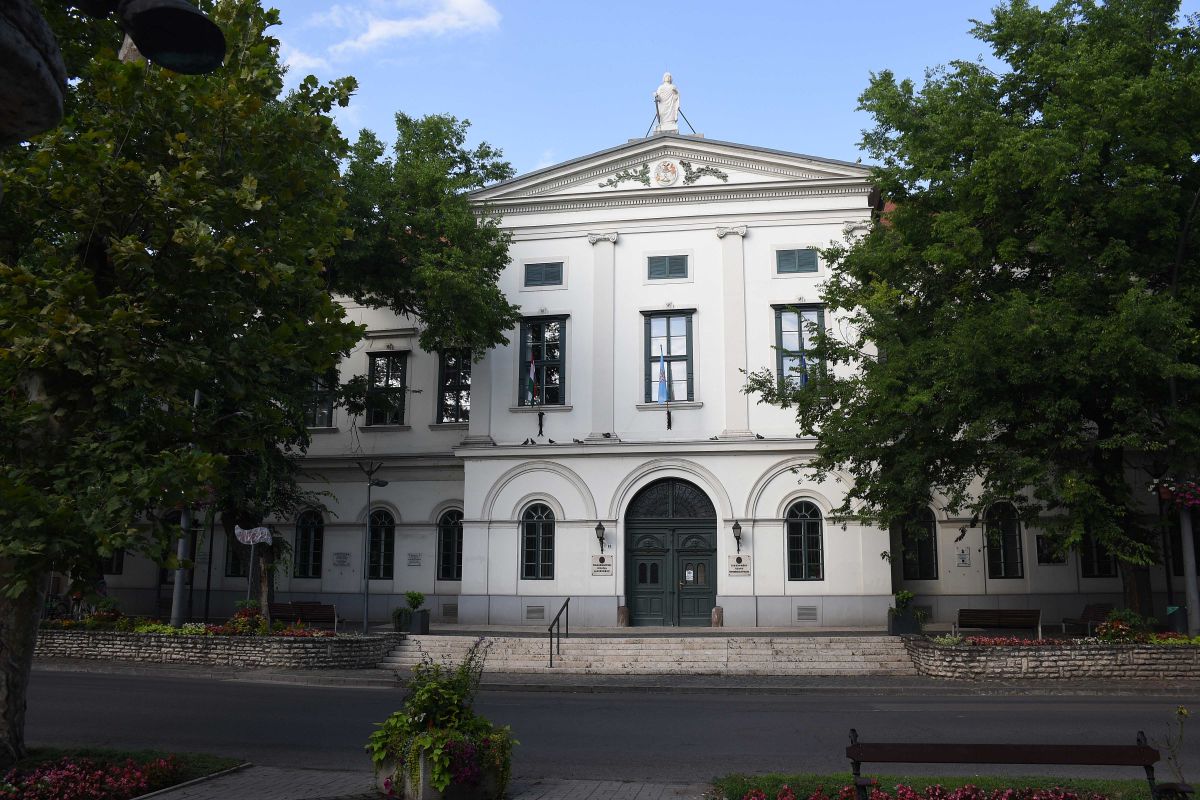 jászberényi polgármesteri hivatal