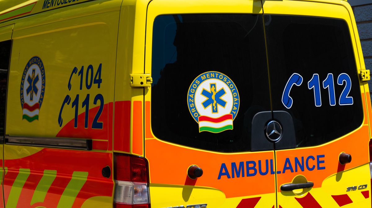 Budapest,,Hungary,-,07.13.2024,-,Hungarian,Ambulance,Van