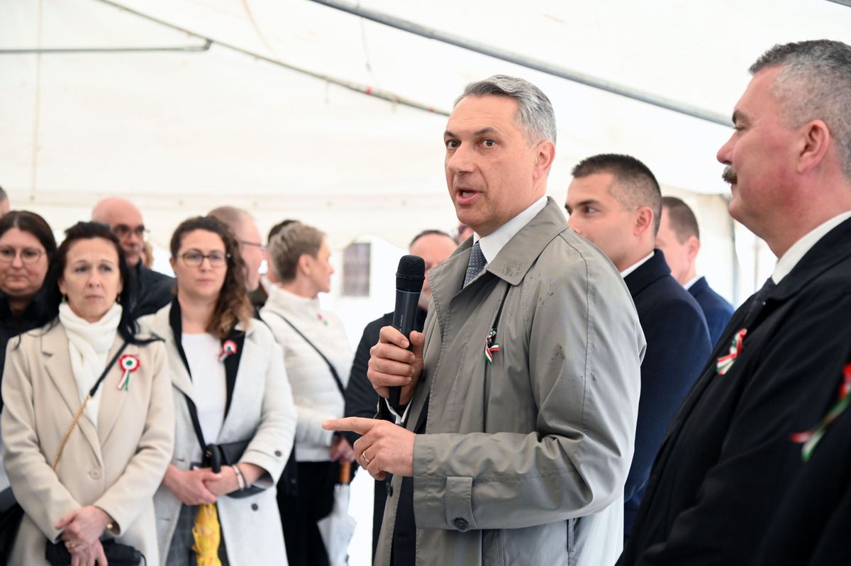 tiszafüredi belváros fejlesztése, átadó, Lázár János, Tiszafüred, fejlesztés