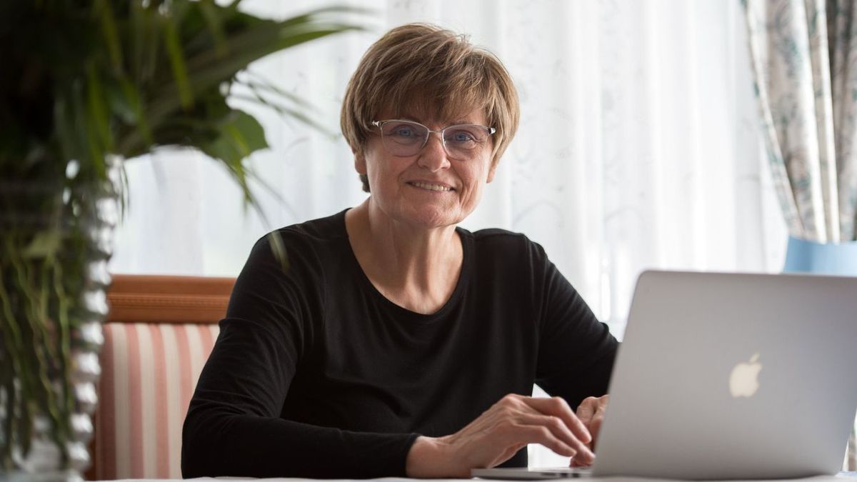 Dr. Karikó Katalin