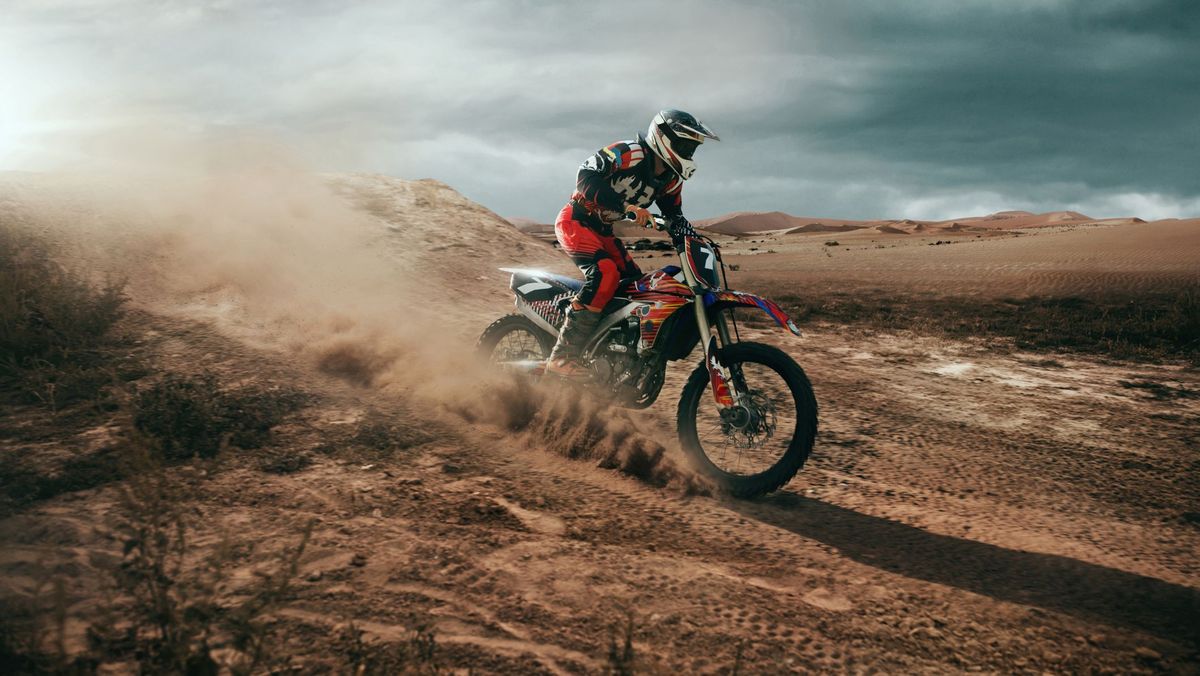 cross motorozás a kijelölt helyen igazán élvezetes