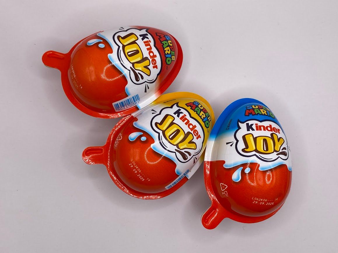 A Kinder tojás csomagolásán található kód segíthet előre megtudni, hogy figurát rejt-e a meglepetés