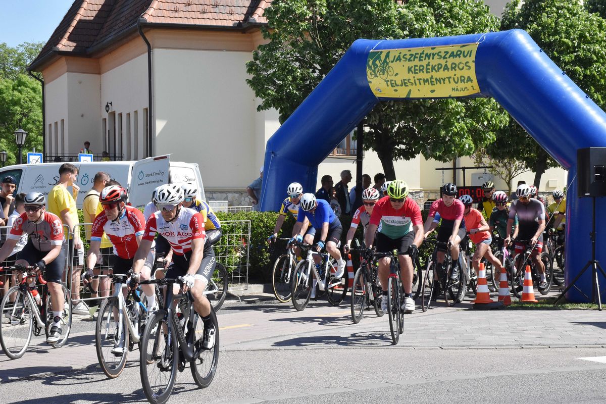 Tour de Hongrie Jászfényszaru